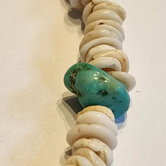 Vintage Necklace TurquoiseNuggets & Puka Shells Heishi 15 Choker
